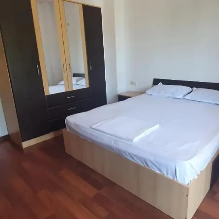 Apartmán The Regent 3 Room Apartment *