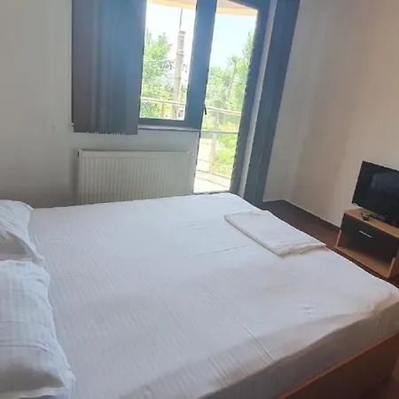 Apartmán The Regent 3 Room Apartment *