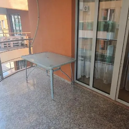 The Regent 3 Room Apartment Mamaia